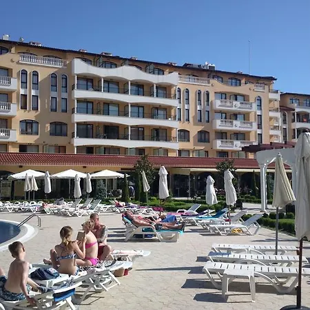 Private In Royal Sun *